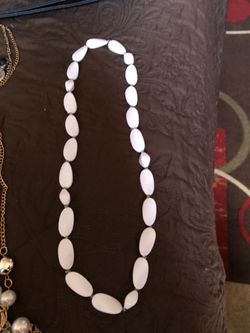 Collar blanco