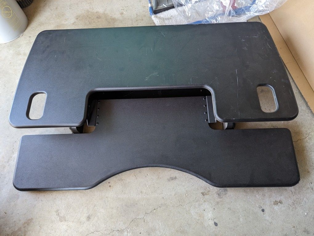 Sit / Stand Desk Converter