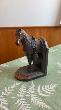 Vintage cast metal bronze horse bookend