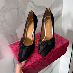 Tory Burch Black Bow Pumps- Size 8.5