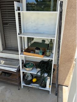 Book shelf / dissembled