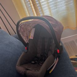 Graco Snug Ride + Base 