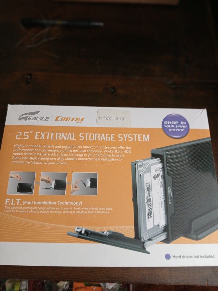 Open Box Eagle Consus Storage 2.5 External Storage System