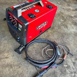 Lincoln welder 140 working good