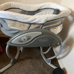 Baby swing 