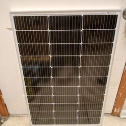 $100 Watt Solar Panels New In Box