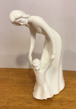 Royal Doulton Images Figurine