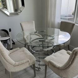 Dining Table With Complimentary Chairs