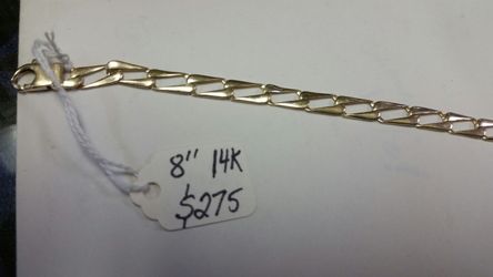 14 karat gold 8 inch bracelet