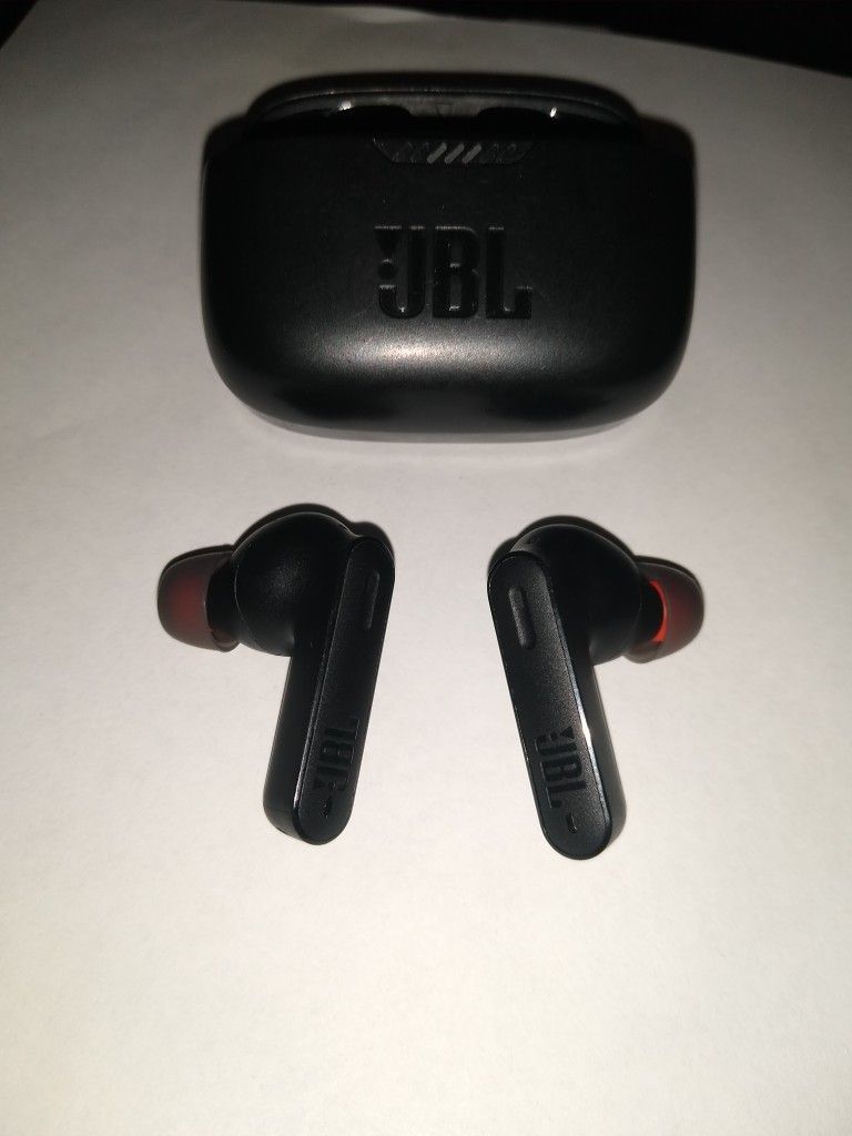 JBL Wireless Ear EarbudsĀ