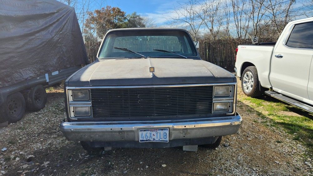 1983 CHEVROLET SILVERADO 