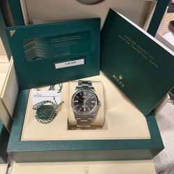 Authentic Rolex Oyster Watch Black Dial 126000 