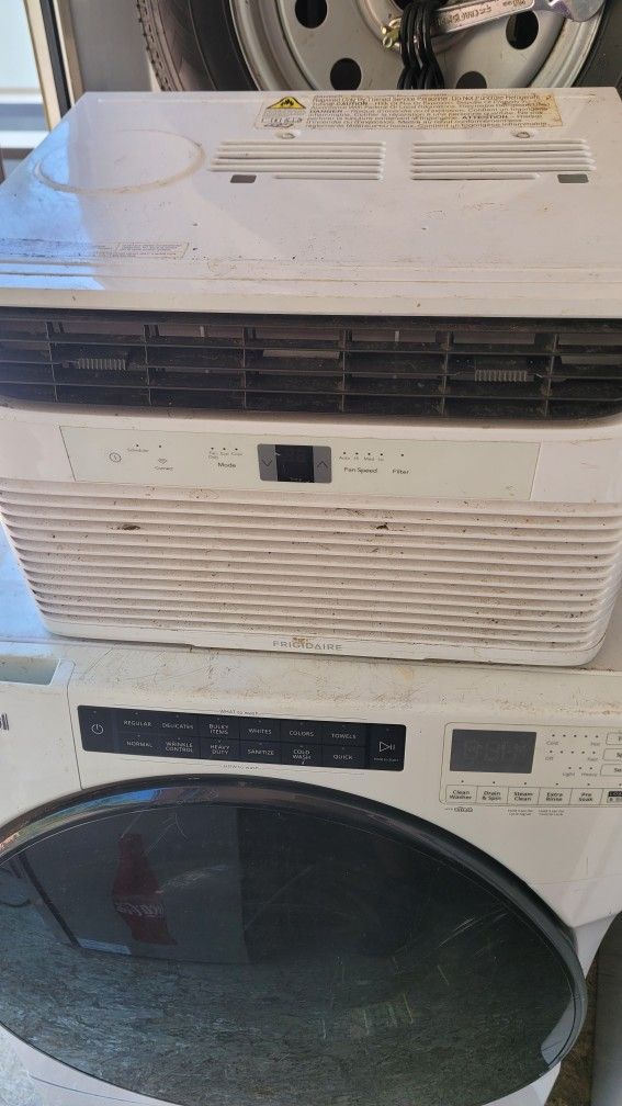 window A/C unit