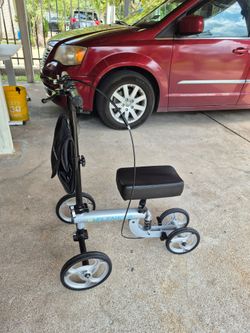 Nice Used Excellent Condition Knee scooter.
