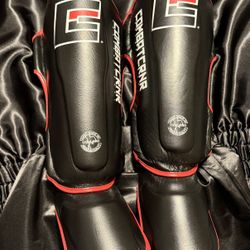 Combat Corner Shin Guards (M)