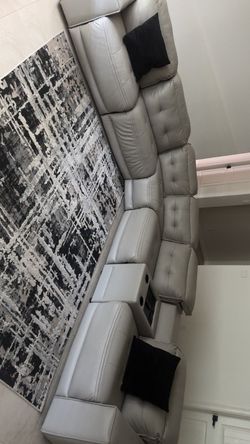 Sala Ashley’s Furniture