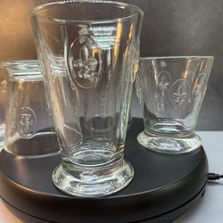 (15) Gorgeous La Rochere Fleur de Lys glassware, specifically (7)  tumblers  & (8) double old-fashioned glasses. Crafted/Made  in France's oldest glas