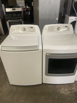 Kenmore Elite Washer & Dryer Set – $400 OTD – Cosmetic Rust Only
