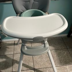 Baby highchair 