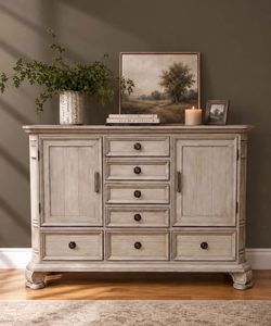 Fall sale! Gorgeous bedroom set,  READ ad