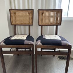 Stakmore Vintage Foldable Wooden Chairs – Set of 2