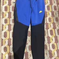 Nike Tech Fleece Pants