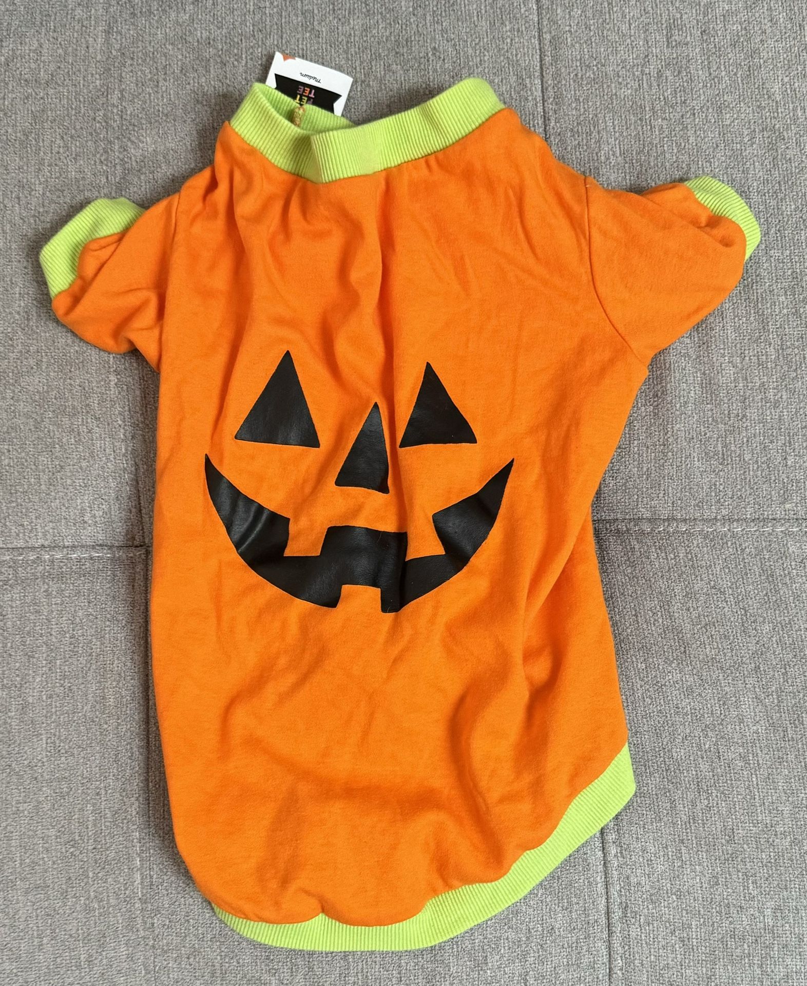 NEW Dog Size M Shirt Just $3 xox