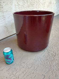 Vintage Gainey Planter Pot Burgundy C-15 NOS