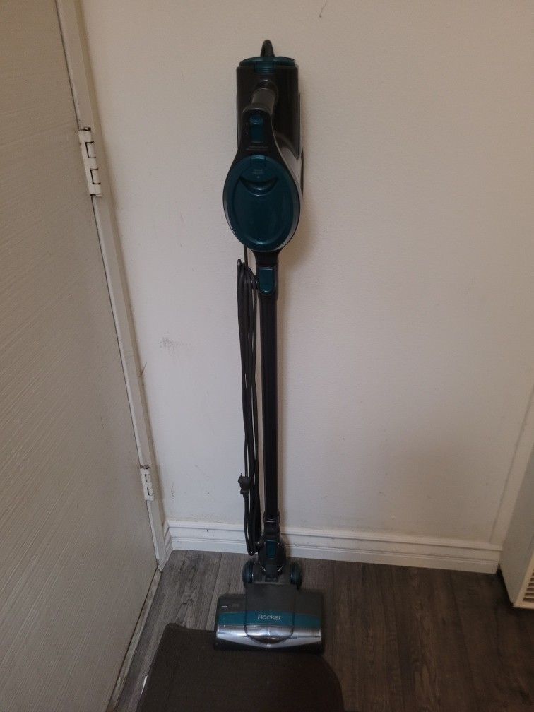 🦈 Awesome Shark Vacuum For Sale! 🦈