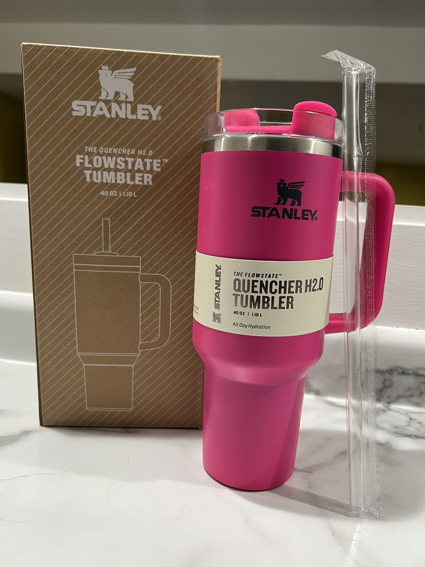 Stanley QUENCHER H2.0 FLOWSTATE™ TUMBLER | 40 OZ | Neon Pink 