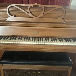 George Steck Upright Piano – Classic Wood Finish