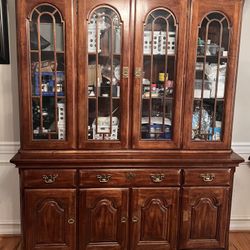 China Cabinet 