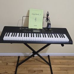 Piano- Keyboard Casio CTK 2400. 61- Keys.