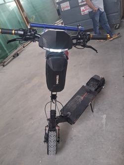 GT4 2400W Electric Scooter