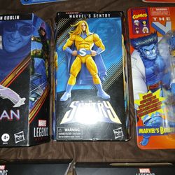Sentry Marvel Legends 