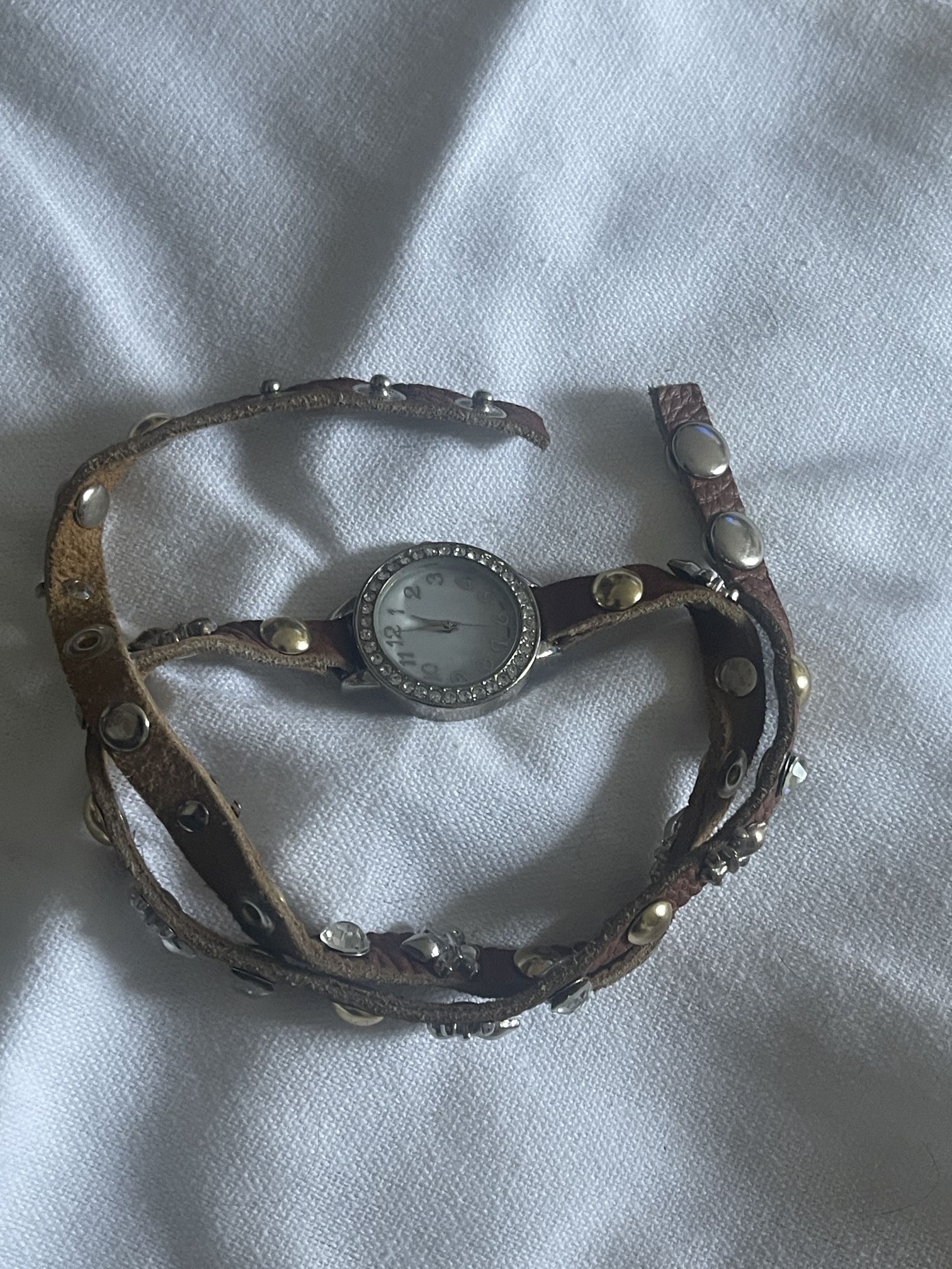 Vintage Geneva Leather Wristwatch Gold Tone Round Face Rhinestones Cross Brown Wrap Around