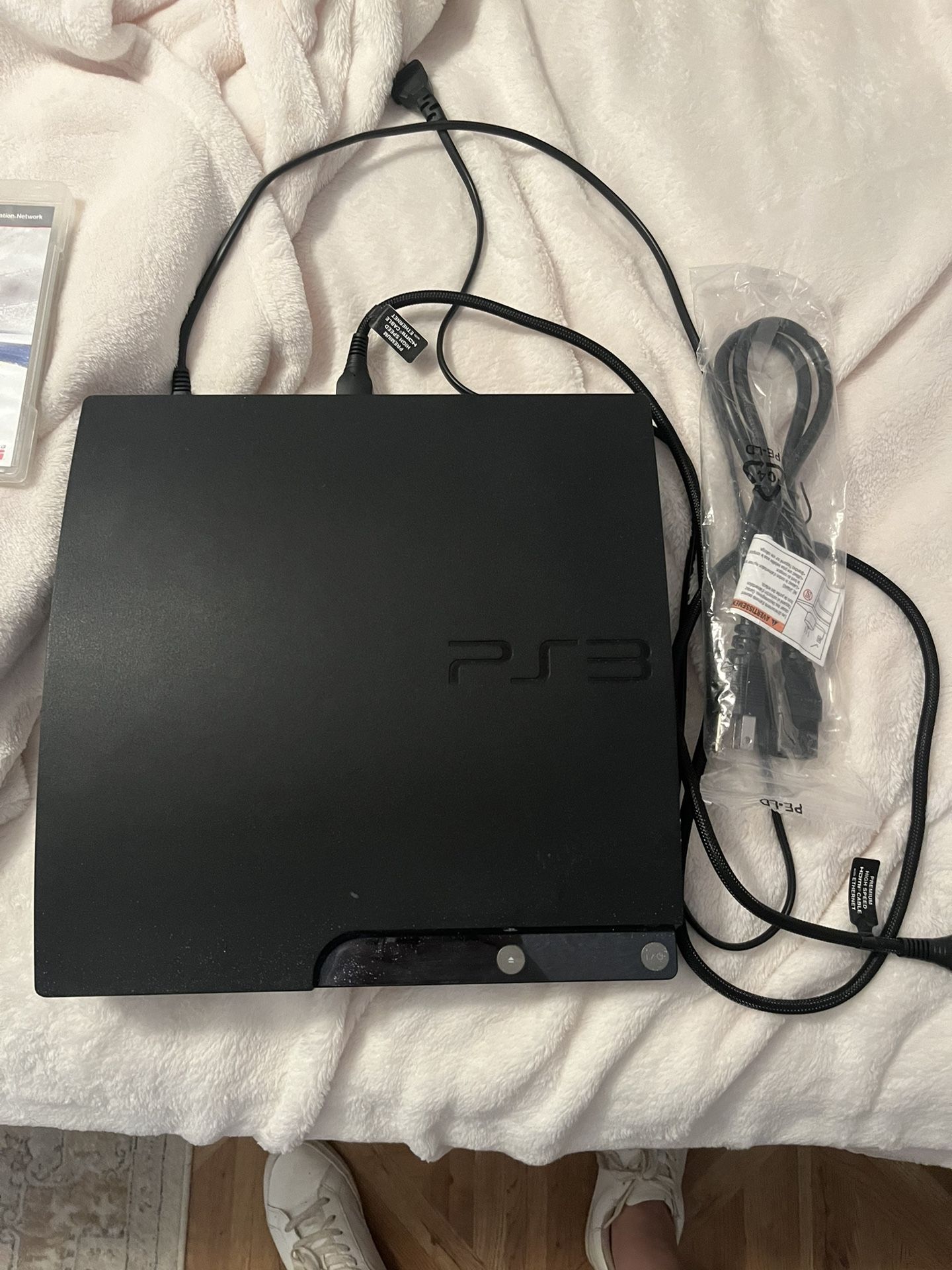 PS3 -4 Controls And 1 Game