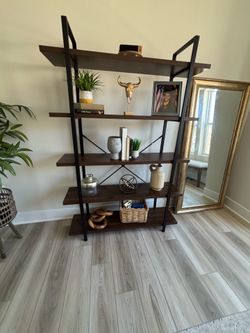 Bookshelf