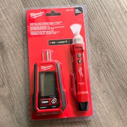 Milwaukee Digital Tester and Voltage Detector with LED