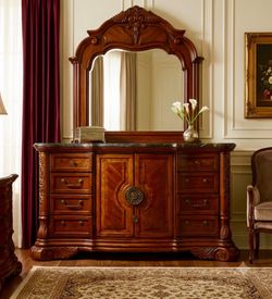 Used armor and dresser