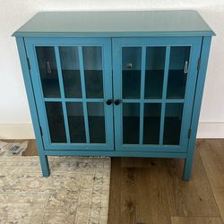 Entertainment cabinet