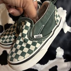 Toddler Vans $10