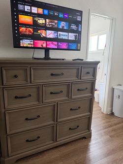Dresser/Nightstand combo