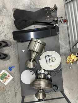 2 Ceiling Fans