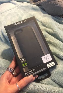 Mophie chargeable iPhone SE& 5 & 5s case