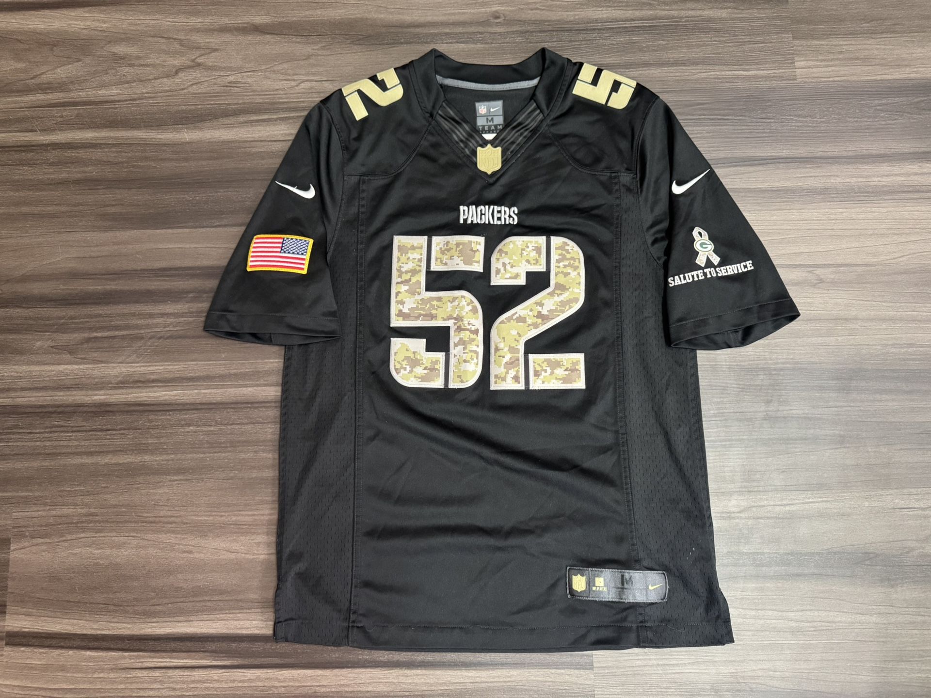 Nike Green Bay Packers Clay Matthews NFL Salute To Service Jersey Men’s Medium 100% authentic. Good condition. This is a Nike Green Bay Packers Cl