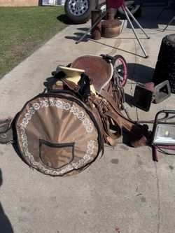 Saddle