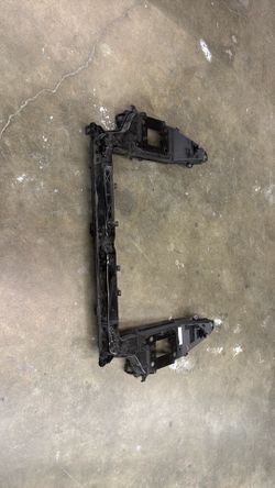 2017-2026 Chrysler Pacifica Radiator Support