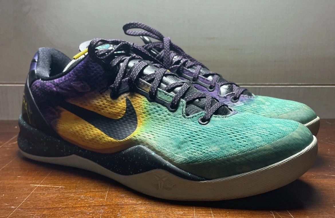 Nike Kobe 8 Easter men’s size 10.5