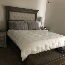 Queen Bedroom Suite